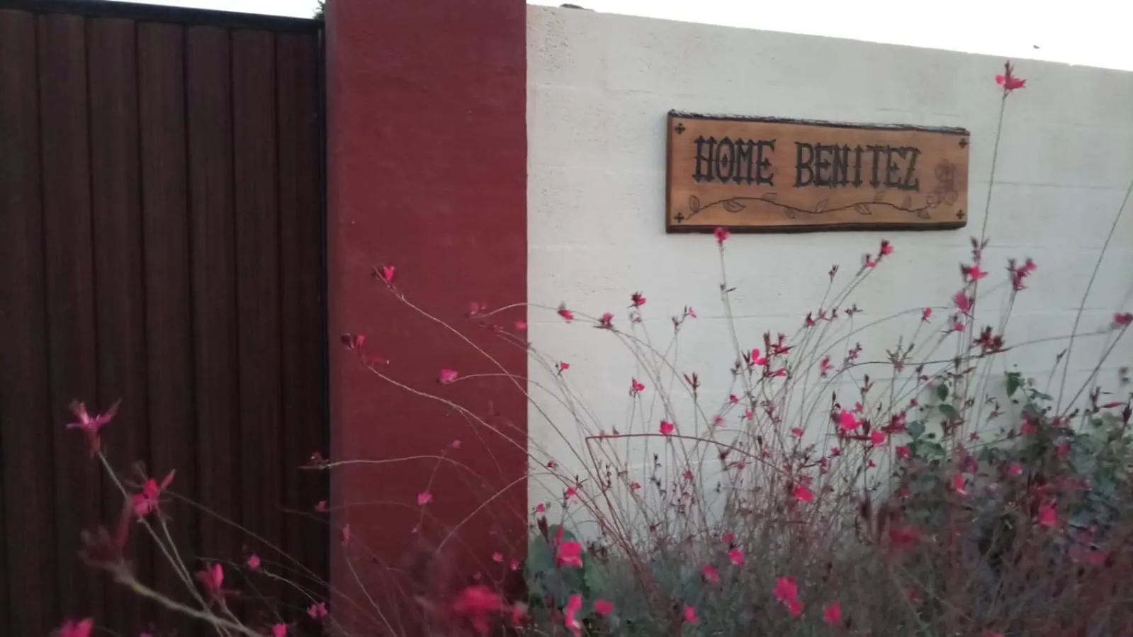 Holiday home Home Benitez Pizarra